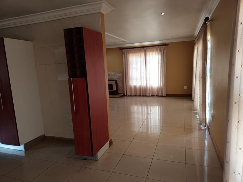 To Let 3 Bedroom Property for Rent in President Park Gauteng