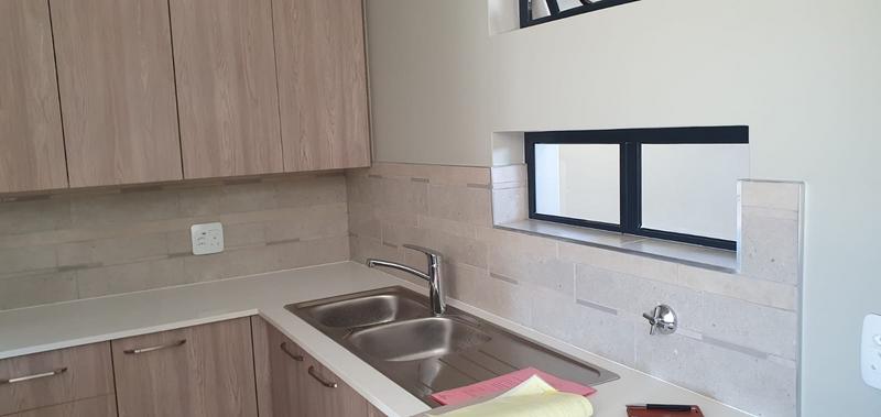 To Let 2 Bedroom Property for Rent in Waterkloof Ridge Gauteng