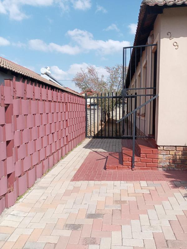 3 Bedroom Property for Sale in Olievenhoutbosch Gauteng