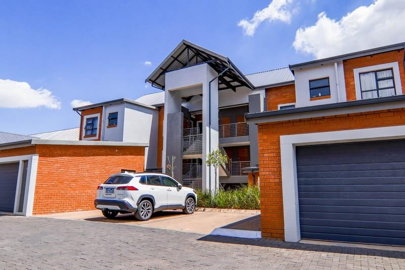 To Let 2 Bedroom Property for Rent in Golden Fields Estate Gauteng