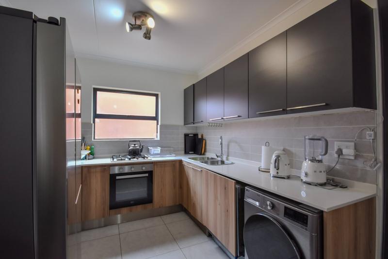 To Let 2 Bedroom Property for Rent in Golden Fields Estate Gauteng