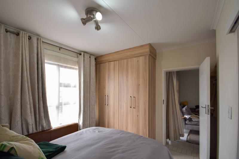 To Let 2 Bedroom Property for Rent in Golden Fields Estate Gauteng