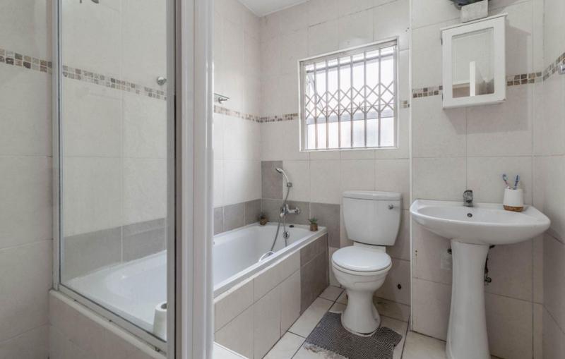 2 Bedroom Property for Sale in Jansenpark Gauteng
