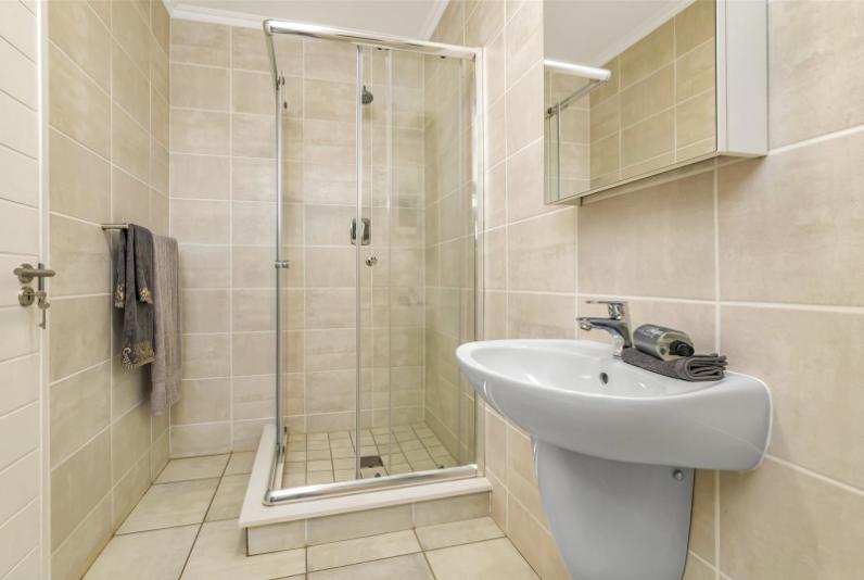 1 Bedroom Property for Sale in Witfield Gauteng