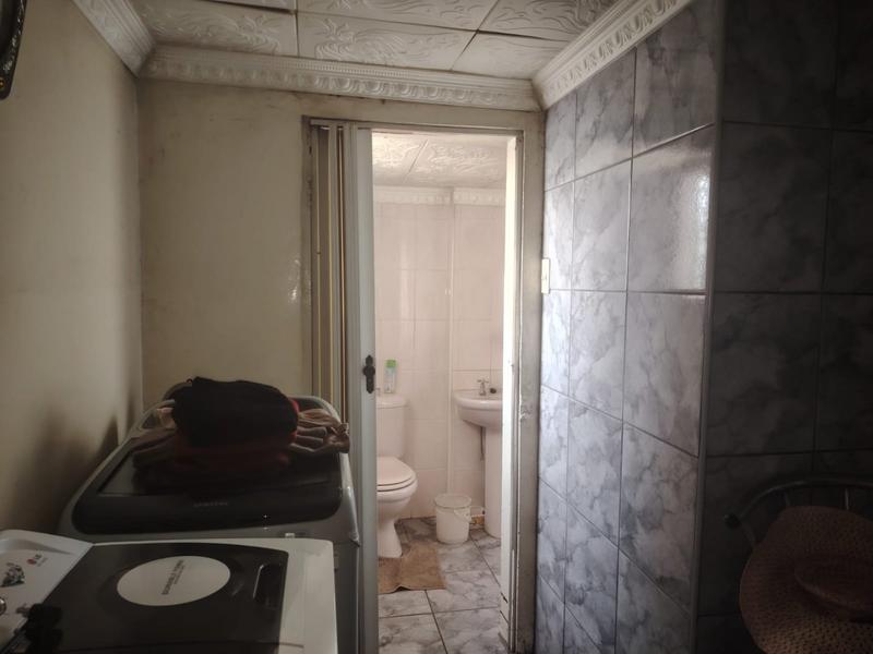 2 Bedroom Property for Sale in Tsakane Gauteng