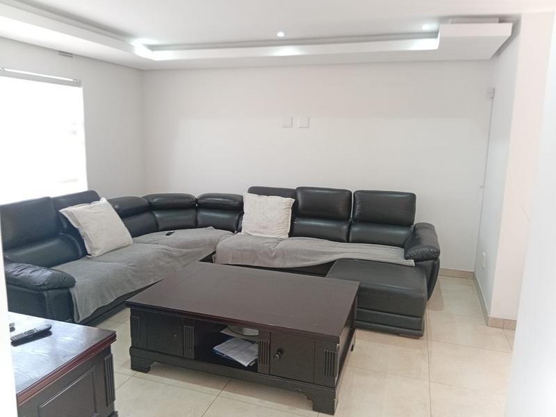 4 Bedroom Property for Sale in Van Riebeeck Park Gauteng