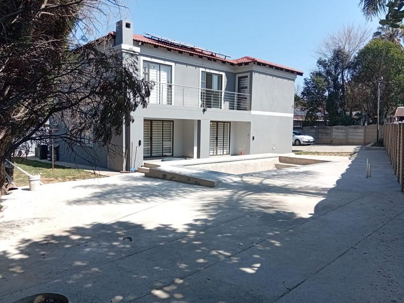 4 Bedroom Property for Sale in Van Riebeeck Park Gauteng