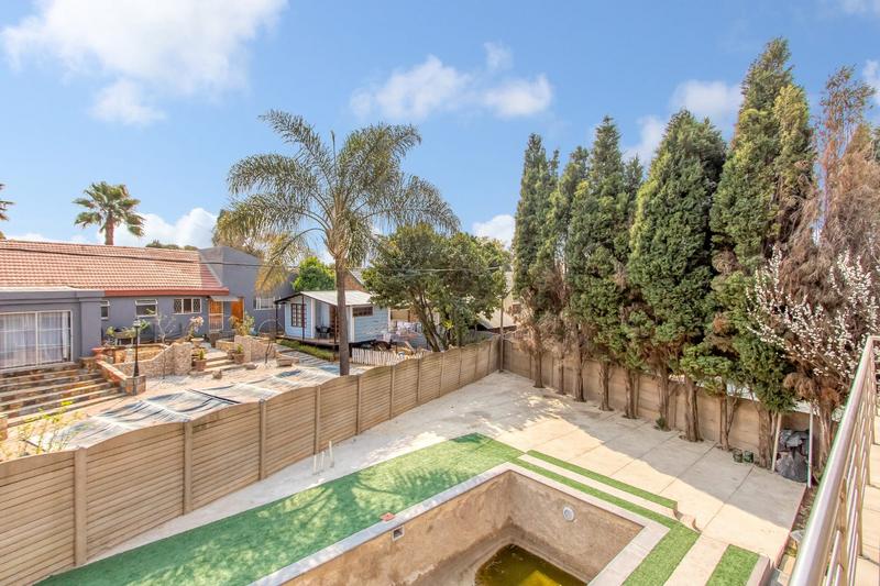4 Bedroom Property for Sale in Van Riebeeck Park Gauteng