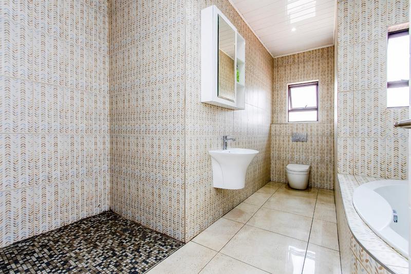 4 Bedroom Property for Sale in Van Riebeeck Park Gauteng