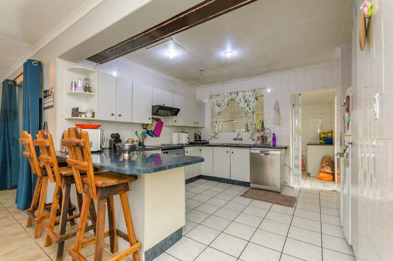 3 Bedroom Property for Sale in Esther Park Gauteng
