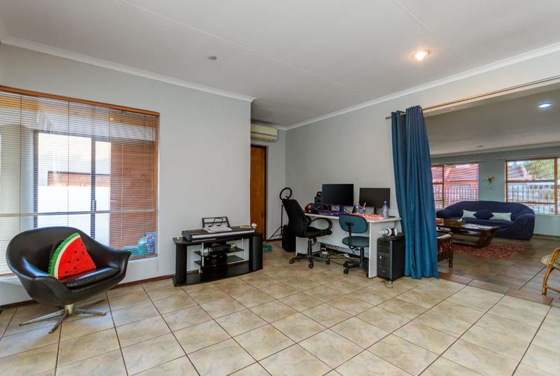 3 Bedroom Property for Sale in Esther Park Gauteng