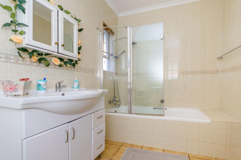 3 Bedroom Property for Sale in Esther Park Gauteng