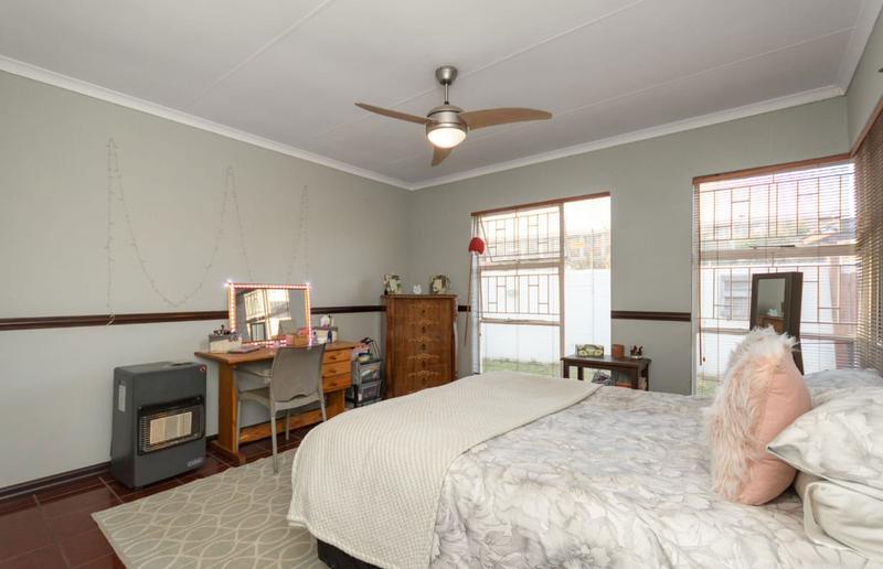 3 Bedroom Property for Sale in Esther Park Gauteng