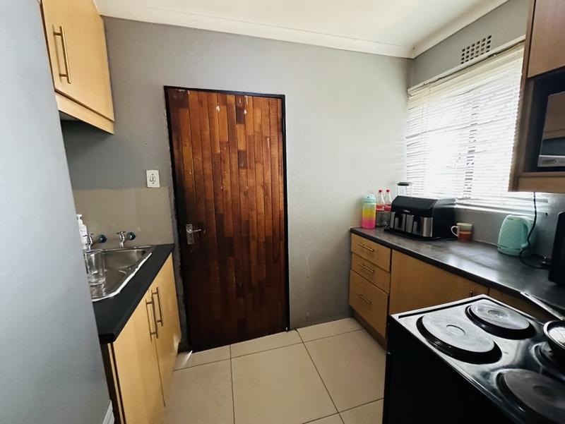 6 Bedroom Property for Sale in Naturena Gauteng