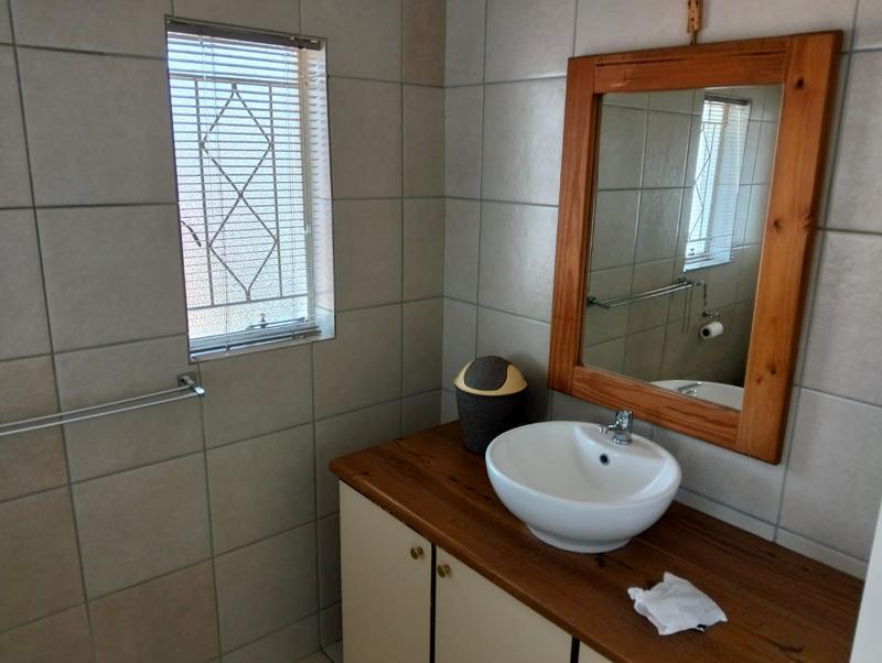 To Let 1 Bedroom Property for Rent in Florida Park Gauteng