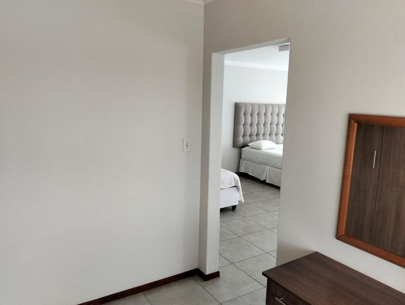 To Let 1 Bedroom Property for Rent in Florida Park Gauteng