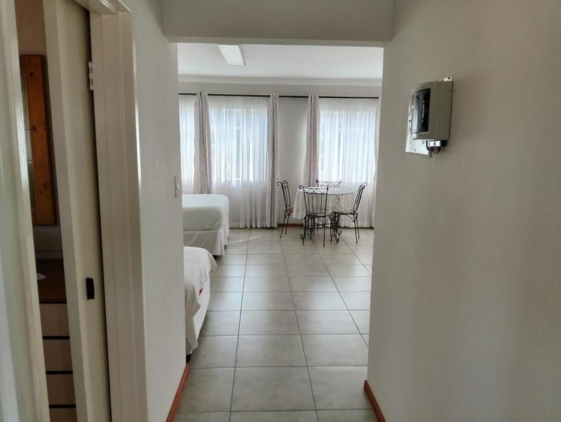 To Let 1 Bedroom Property for Rent in Florida Park Gauteng