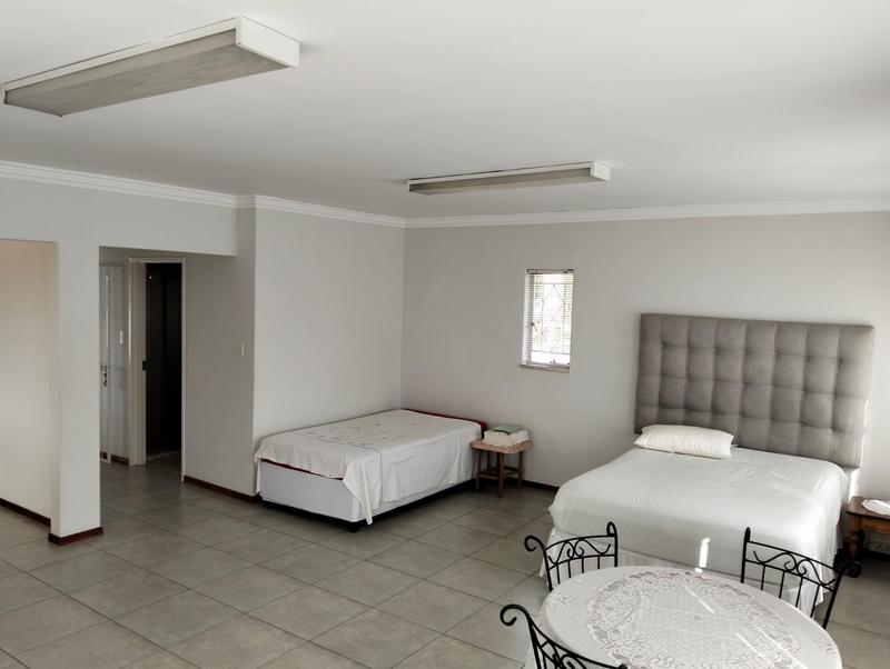 To Let 1 Bedroom Property for Rent in Florida Park Gauteng