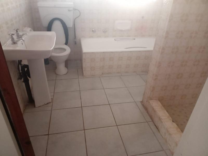 4 Bedroom Property for Sale in Hesteapark Gauteng