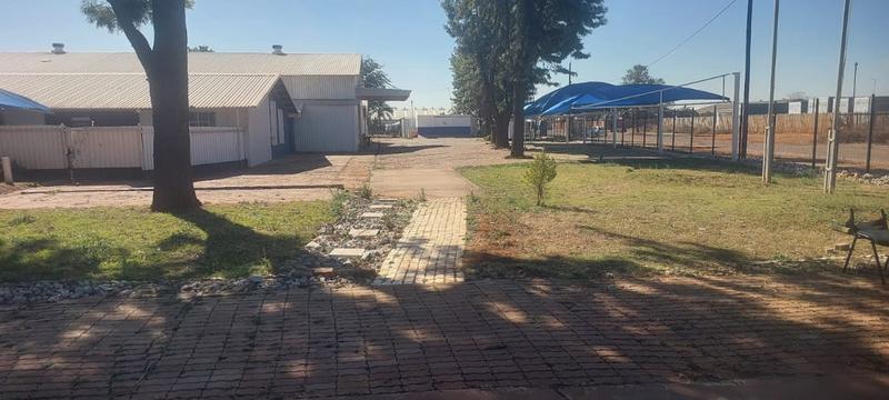 To Let commercial Property for Rent in Rosslyn Gauteng