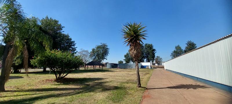 To Let commercial Property for Rent in Rosslyn Gauteng