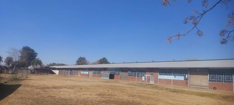 To Let commercial Property for Rent in Rosslyn Gauteng