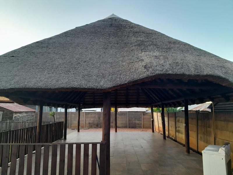 To Let 2 Bedroom Property for Rent in The Orchards Gauteng