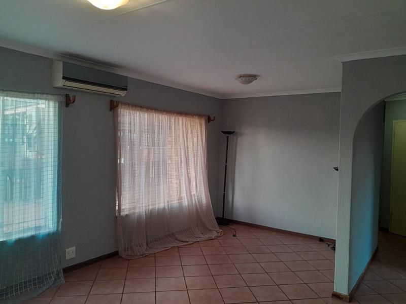 To Let 2 Bedroom Property for Rent in The Orchards Gauteng