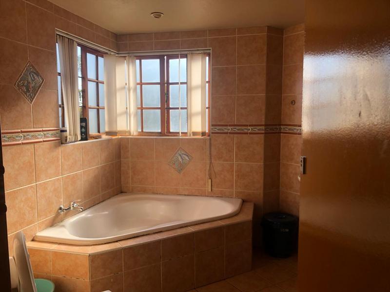 To Let 4 Bedroom Property for Rent in Raslouw Gauteng