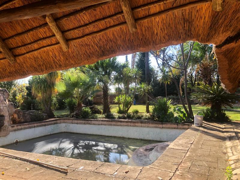To Let 4 Bedroom Property for Rent in Raslouw Gauteng