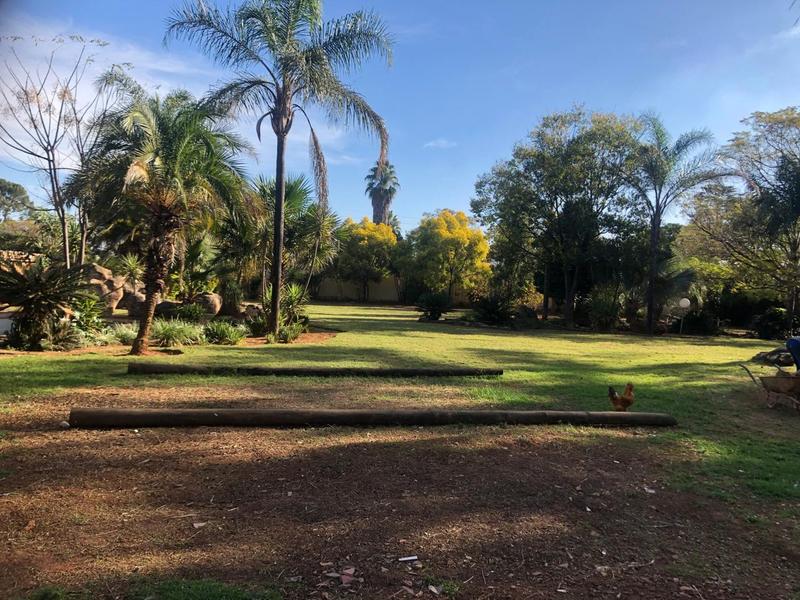 To Let 4 Bedroom Property for Rent in Raslouw Gauteng
