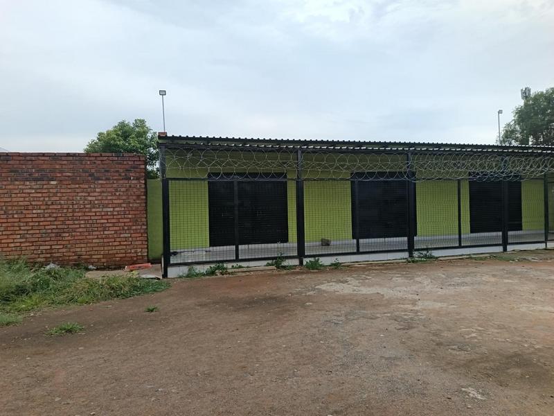 To Let commercial Property for Rent in Booysens Gauteng