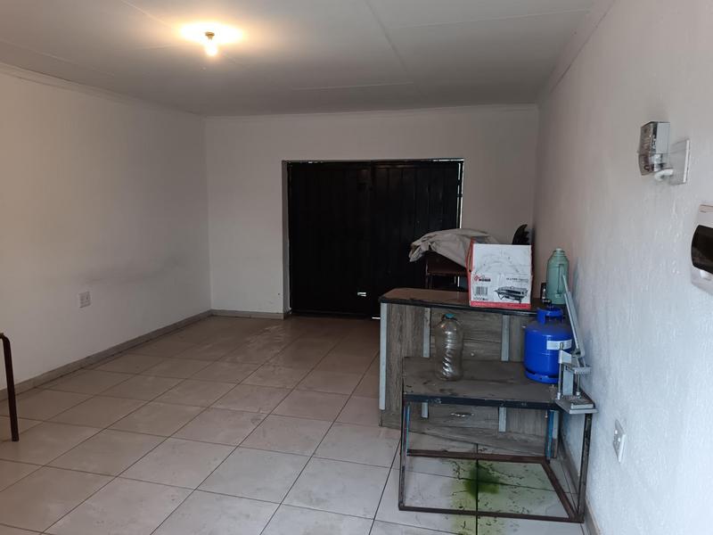 To Let commercial Property for Rent in Booysens Gauteng