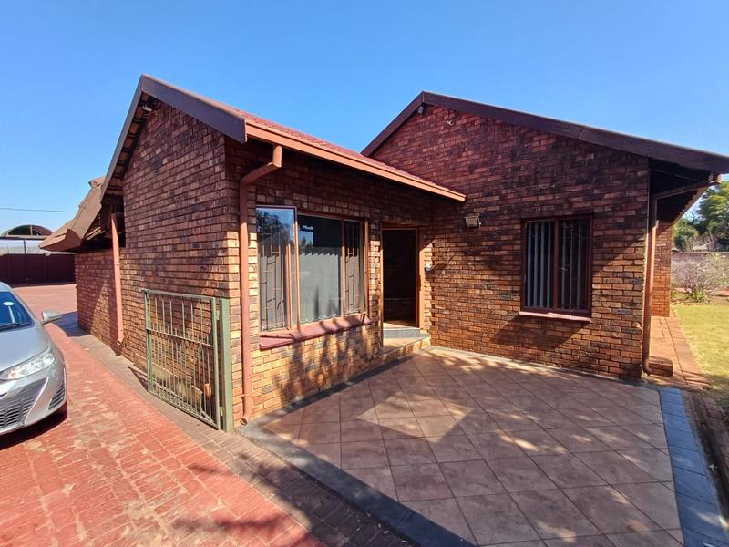 4 Bedroom Property for Sale in Doornpoort Gauteng