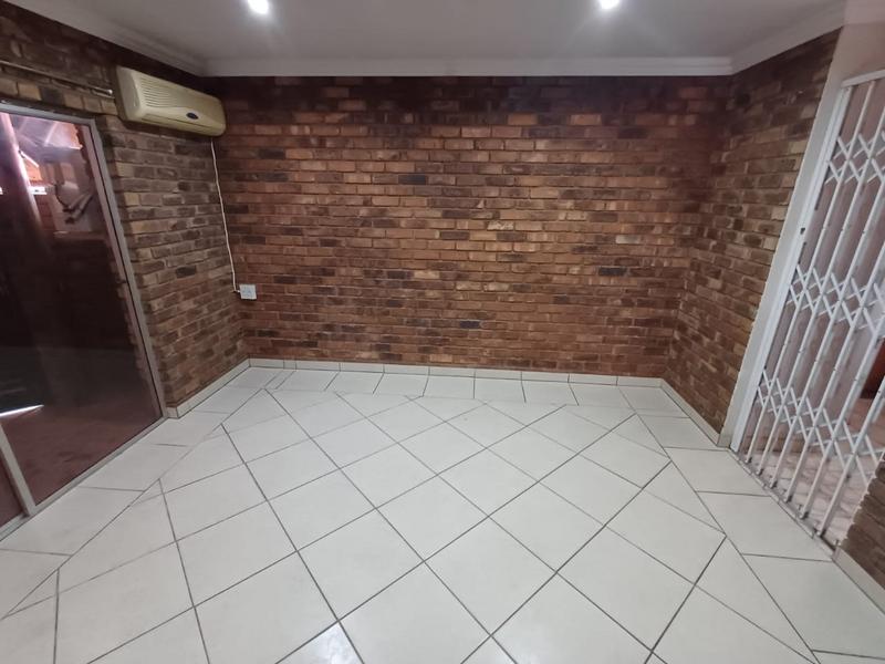4 Bedroom Property for Sale in Doornpoort Gauteng