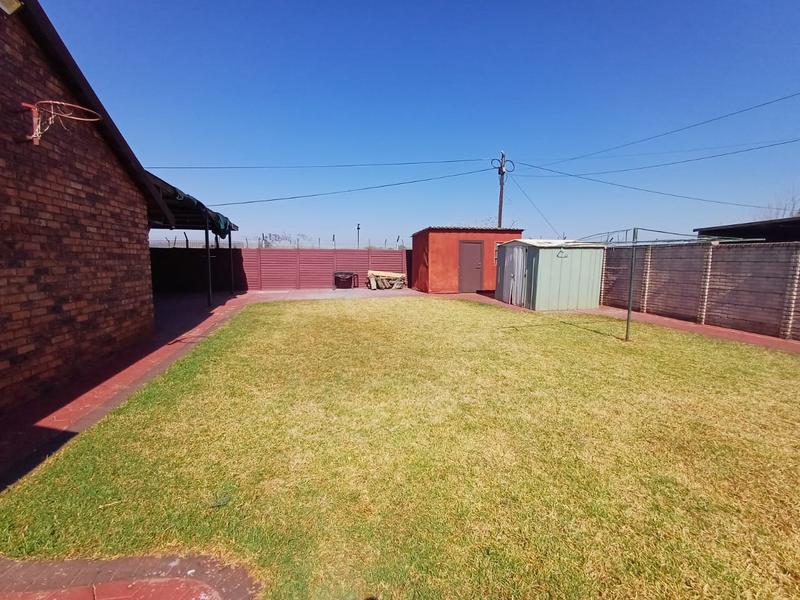 4 Bedroom Property for Sale in Doornpoort Gauteng