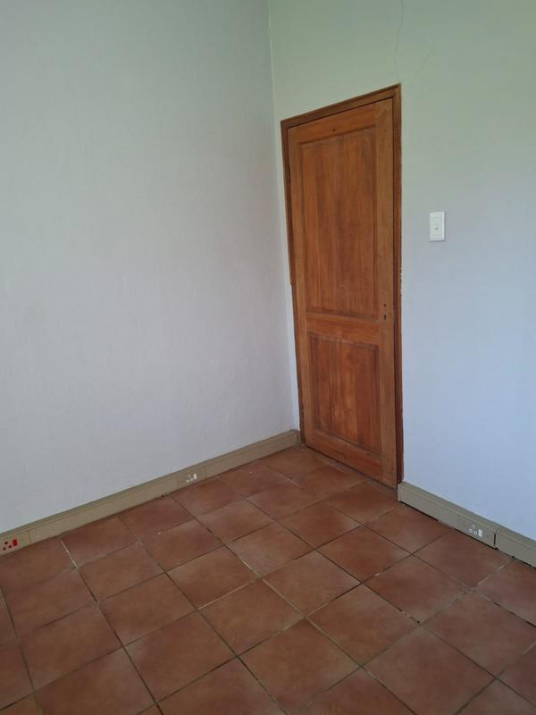 To Let 1 Bedroom Property for Rent in Rynoue Gauteng