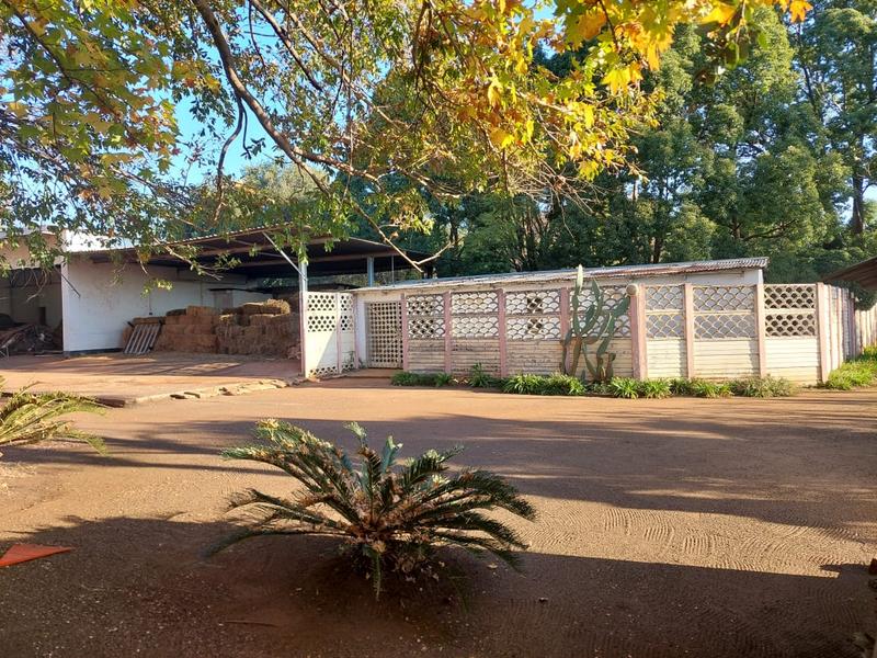 To Let 3 Bedroom Property for Rent in Honingneskrans Ah Gauteng
