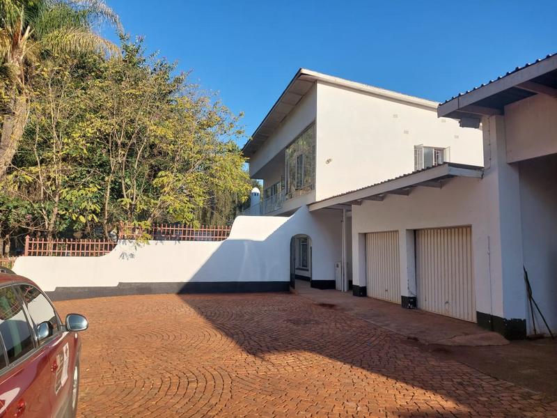 To Let 3 Bedroom Property for Rent in Honingneskrans Ah Gauteng