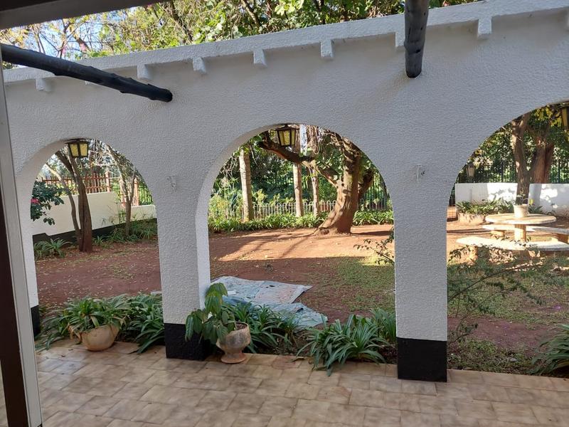 To Let 3 Bedroom Property for Rent in Honingneskrans Ah Gauteng