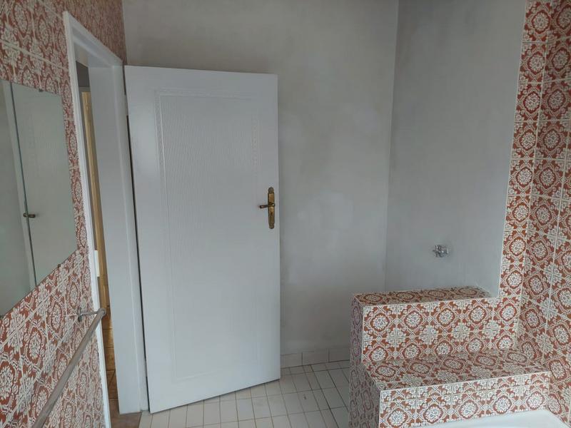 To Let 3 Bedroom Property for Rent in Honingneskrans Ah Gauteng