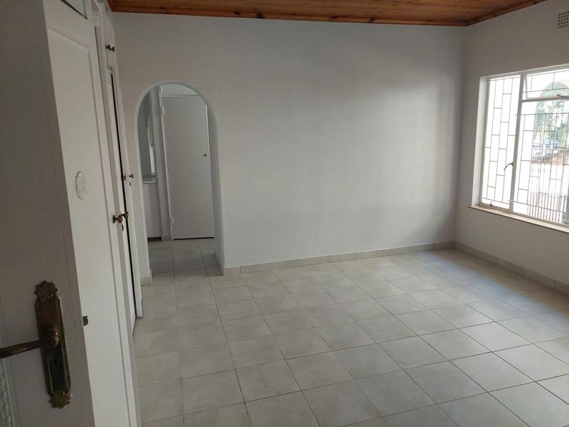 To Let 3 Bedroom Property for Rent in Honingneskrans Ah Gauteng