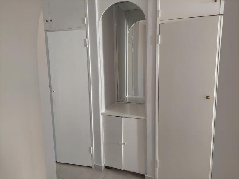 To Let 3 Bedroom Property for Rent in Honingneskrans Ah Gauteng
