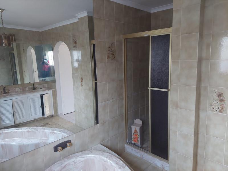 To Let 3 Bedroom Property for Rent in Honingneskrans Ah Gauteng