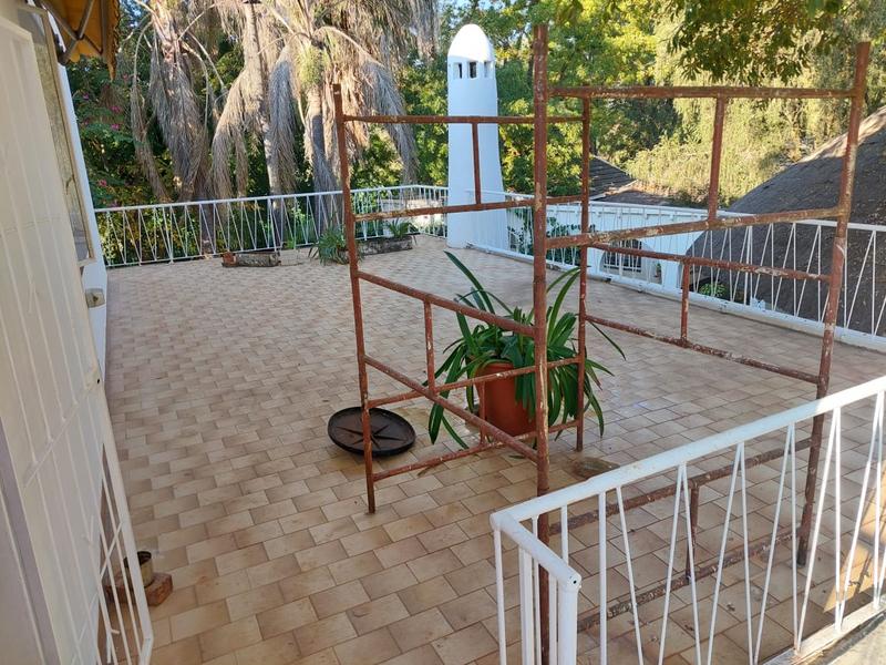 To Let 2 Bedroom Property for Rent in Honingneskrans Ah Gauteng