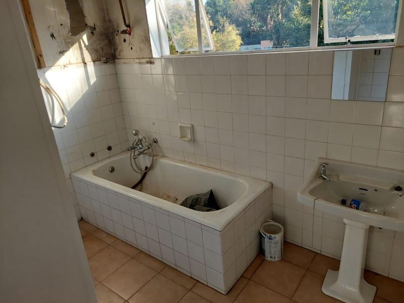 To Let 2 Bedroom Property for Rent in Honingneskrans Ah Gauteng