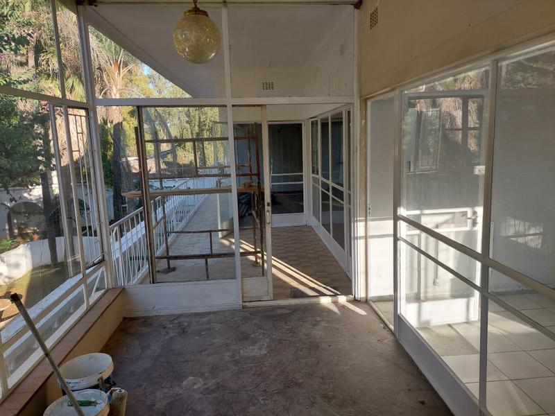 To Let 2 Bedroom Property for Rent in Honingneskrans Ah Gauteng