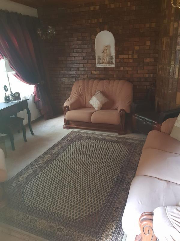 5 Bedroom Property for Sale in Ferryvale Gauteng