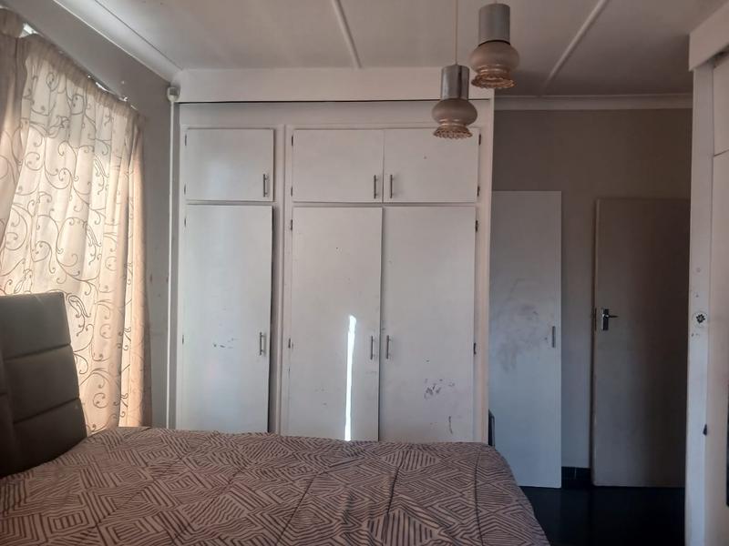 2 Bedroom Property for Sale in West Turffontein Gauteng