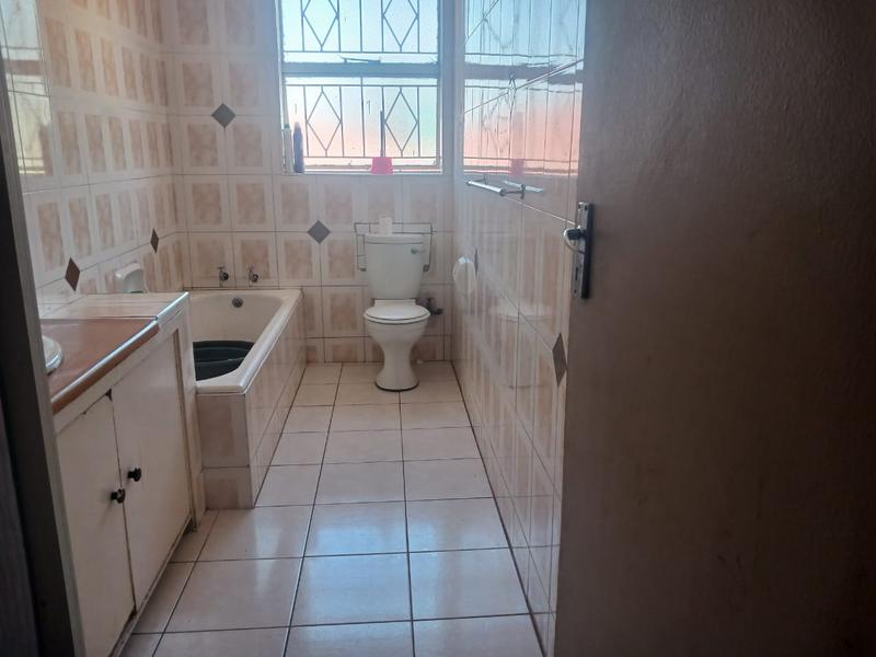 2 Bedroom Property for Sale in West Turffontein Gauteng